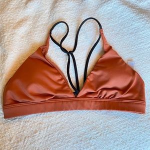 Victoria’s Secret Criss Cross Sports Bra